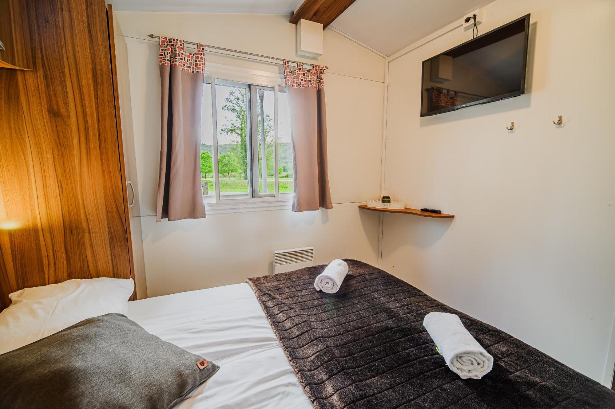 Lake View Mobile Homes With Thermal Riviera Tickets In Terme Catez Чатеж об Сави Екстериор снимка